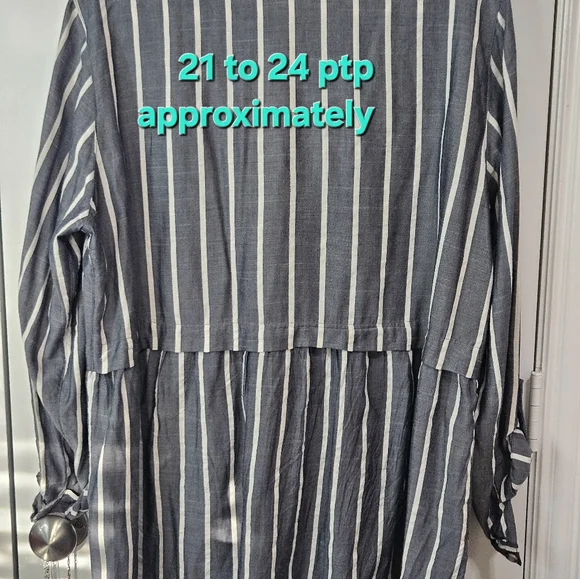 Striped Navy and White Top - Picture 11 of 13